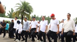 Foto: Alfin SH dan Azhar Hamzah mengikuti gladi kotor jelang pelantikan .