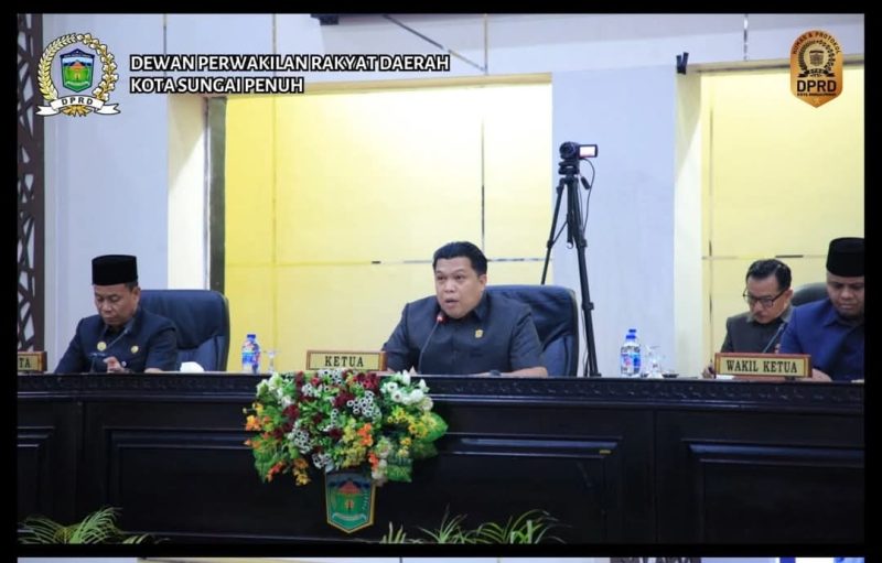 Sidang Paripurna DPRD Kota Sungai Penuh 