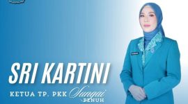Ny. Sri Kartini S.Kep., Ns, istri Wali Kota Sungai Penuh, Alfin, SH, resmi dilantik dan dikukuhkan sebagai Ketua Tim Penggerak PKK, Ketua Dekranasda, Bunda PAUD, serta Ketua Pembina Posyandu Kota Sungai Penuh.