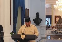 Presiden Prabowo Subianto mengumumkan pencairan tunjangan hari raya (THR)