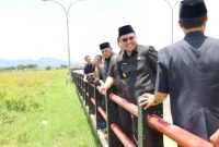 Walikota Sungai penuh Alfin SH, Bersama Rombongan tinjau Akses jalan yang rusak ,dan  melihat kondisi Jembatan Kerinduan 