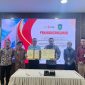 (MoU) dengan Bank Jambi .Walikota Sungai penuh Alfin SH bersama Direktur Utama (Dirut) Bank Jambi H. Khairul Suhairi, SE, MM,.
