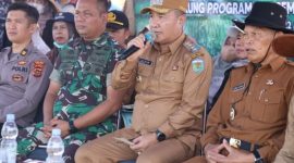 Walikota Sungai Penuh Alfin, SH, Bersama  Wakil Walikota Azhar Hamzah dan Forkopimda Acara  penanaman padi serentak di Desa Tanjung Bunga,
