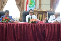 Walikota Sungai Penuh  Alfin, SH , didampingi Wakil Walikota Azhar Hamzah, Sekretais Daerah Alpian SE,MM,(Foto Hms)