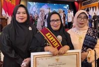 Ketua GOW Bersama Wanita Inspiratif MeyzaTeti Qadarsih 