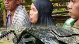 Mobil Direktur PDAM Tirta Khayangan Terbawa Longsor Keluarga Selamat 