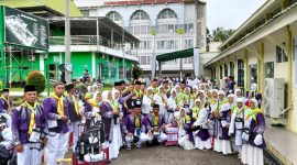 Jemaah calon haji asal Kota Sungai Penuh yang tergabung dalam Kloter BTH 14