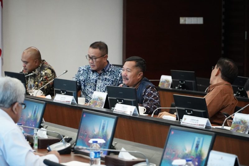 Bupati Kerinci, Monadi, melakukan audiensi penting bersama Menteri Pekerjaan Umum dan Perumahan Rakyat (PUPR) di Gedung Kementerian PUPR,