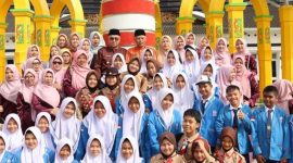 Pemerintah Menggelar Peringatan Hardiknas 2025(foto Humas Pemkot)