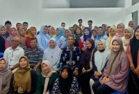 Dinas Kesehatan Kota Sungai Memberi Sosialisasi Kepada Puluhan Karyawan Dapur MBG Kota Sungai 