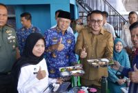 Walikota Sungai Penuh, Alfin SH, membuka  program  Badan Gizi Nasional Republik Indonesia.di lokasi Dapur SPPG BGN .

