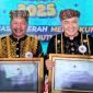 Walikota Sungai penuh Alfin dan Monadi Terima Penghargaan Festival Tunas Bahasa Ibu Nasional 