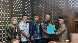 Kadis Pendidikan Dampingi Walikota Sungai Penuh, Alfin SH,  menemui langsung Wakil Menteri Pendidikan Dasar dan Menengah RI, Prof. Atip Latipulhayat, S.H., LL.M., Ph.D,