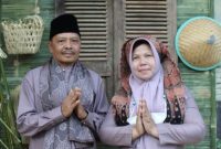 Kepala Desa Talang Lindung Bersama Ketua Penggerak PKK Desa Talang Lindung