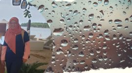 Kepala BMKG Depati Parbo Kerinci, Kurnia Ningsih,  menjelaskan penyebab suhu dingin ekstrem di Kerinci dan Sungai Penuh.( Foto inbrita)