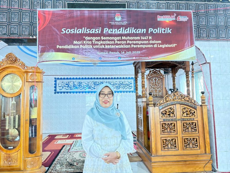 Ketua GOW Sungai Penuh, Marwati Azhar Hamzah, apresiasi sosialisasi pendidikan politik KPU ( Foto iNBrita)