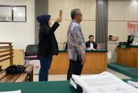Ahli hukum saat memberikan keterangan di sidang kasus korupsi Stadion Mini Sungai Bungkal.( Foto inbrita)