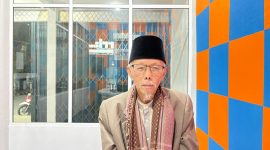 Ustadz Nahri, S.Ag dalam dialog interaktif di RRI Sungai Penuh, Kamis