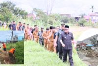 Wali Kota Sungai Penuh, Alfin SH, menunjukkan semangat melayani warga saat turun langsung ke lapangan.