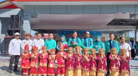 Bupati Kerinci Monadi, S.Sos., M.Si. saat membuka Gebyar PAUD 2025 di Dermaga Danau Kerinci dalam rangka peringatan Hari Anak Nasional.
