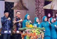 Wali Kota Sungai Penuh Alfin, SH  menghadiri peringatan HKG PKK ke-53 dan HUT Dekranasda ke-45.
