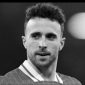 Diogo Jota, striker Liverpool, dalam potret hitam putih sebelum kepergiannya.(Foto google)

