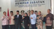Maya Novefry Handayani saat dilantik oleh Bupati Kerinci, H. Monadi, sebagai Dewan Pengawas PDAM Tirta Sakti periode 2025–2029 di aula Pemkab Kerinci pada Senin, 8 Juli 2025.