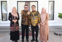 Walikota Alfin Sambut Kunjungan Silaturahmi Walikota Solok ( Foto Humas Pemkot)