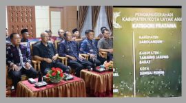 Pemkot Sungai Penuh ikuti acara KLA 2025 dari kantor wali kota.
