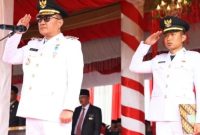 Walikota Sungai Penuh Alfin SH memimpin upacara HUT ke-80 RI di Lapangan Merdeka.

