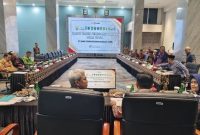 Wakil Wali Kota Sungai Penuh, Azhar Hamzah, menghadiri RUPS Tahunan dan RUPS Luar Biasa Bank Jambi di Gedung Mahligai 9, Minggu malam (24/8).
