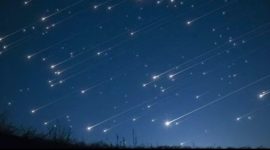 Foto Ilustrasi Hujan Meteor ( dok  Freepik )