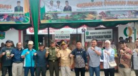 Sekda Alpian, SE, MM, mewakili Wali Kota Sungai Penuh saat mengikuti Gerakan Pangan Murah serentak melalui telekonferensi bersama Mendagri, Sabtu (30/8).