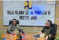 Wako Alfin menemui Kepala BWSS VI untuk membahas normalisasi sungai dan rehabilitasi irigasi.
