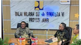 Wako Alfin menemui Kepala BWSS VI untuk membahas normalisasi sungai dan rehabilitasi irigasi.
