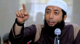 Ustadz Khalid Basalamah,( Foto  Freepik)