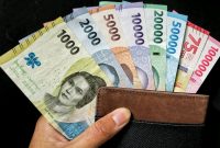 Sejumlah pecahan rupiah kertas yang resmi dicabut BI dari peredaran. (Foto: Freepik)