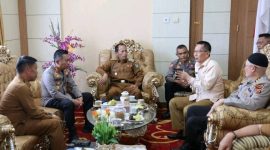 Wakil Wali Kota Azhar Hamzah menerima kunjungan Polda Jambi terkait rencana Polres Sungai Penuh.
