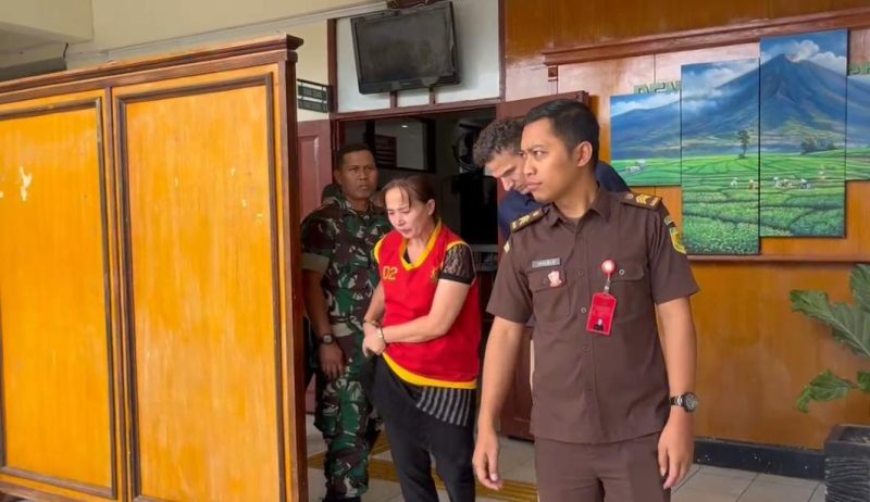 Meichun Xu, WNA asal Tiongkok, divonis penjara dan denda.