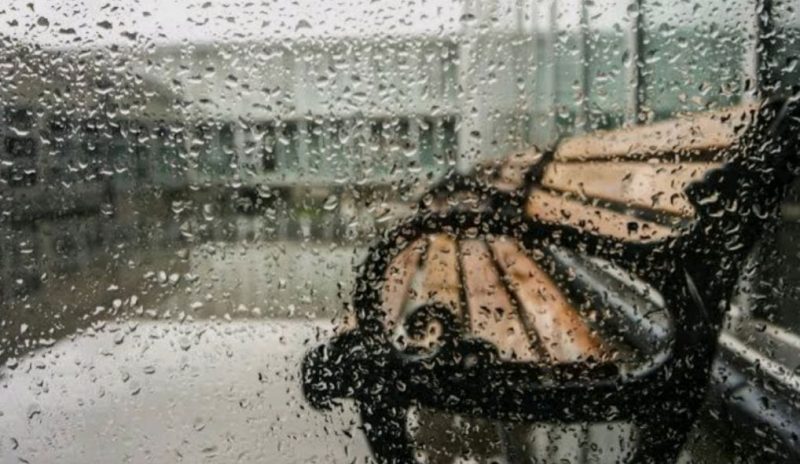 Keterangan foto 
Ilustrasi hujan deras (foto pexels)