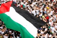 Bendera Palestina berkibar dalam aksi solidaritas mendukung kemerdekaan Palestina di sejumlah negara Eropa.