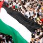 Bendera Palestina berkibar dalam aksi solidaritas mendukung kemerdekaan Palestina di sejumlah negara Eropa.