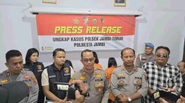 Kapolsek Jambi Timur AKP Edi Mardi saat pers rilis kasus pencopetan.
