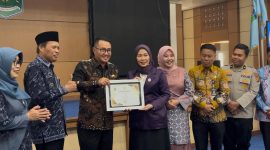 Wali Kota Alfin mengajak BUMN, BUMD, dan masyarakat menjadi orang tua asuh bagi anak stunting