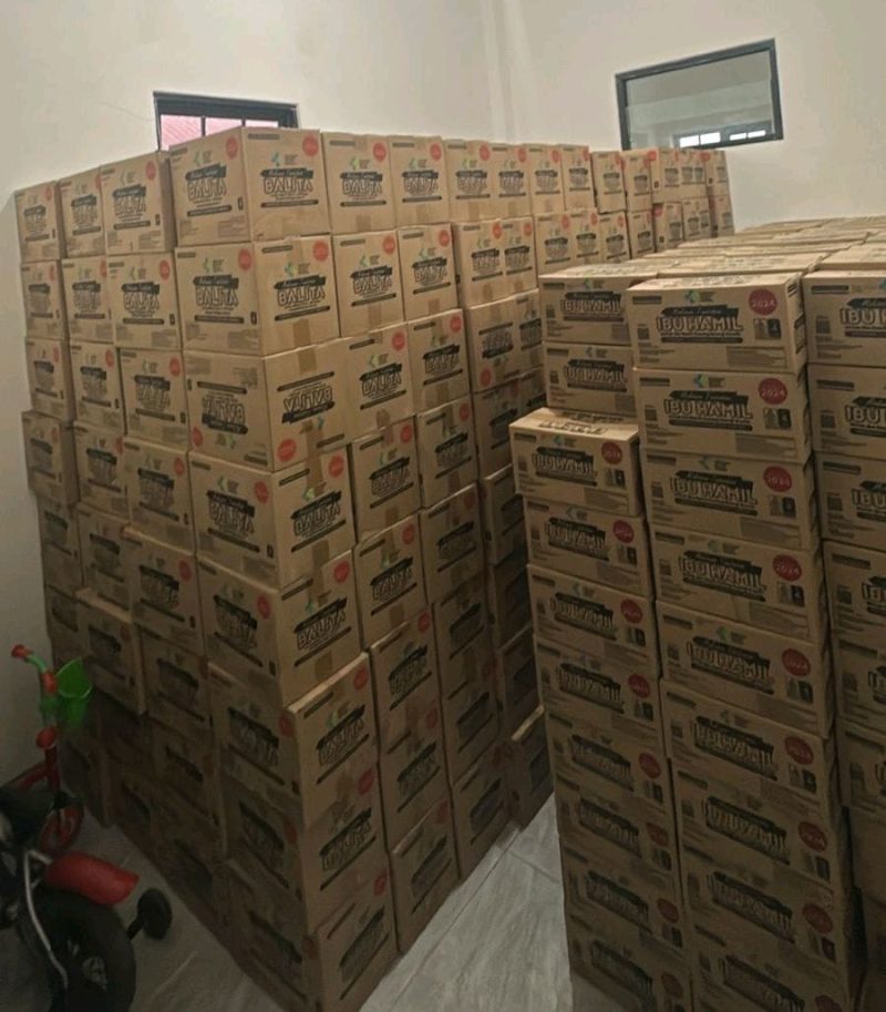 Distribusi PMT untuk ibu hamil dan balita di Sungai Penuh sebagai upaya pencegahan stunting.