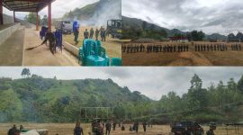 Personel Kodim 0417/Kerinci membersihkan area Stadion Mini Pondok Tinggi, Kecamatan Kota Sungai Penuh, sebagai persiapan pembukaan TMMD ke-126. (Foto: Dok. Kodim 0417/Kerinci)
