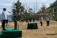 Wali Kota Alfin memimpin upacara pembukaan TMMD ke-126 di Sungai Jernih.

