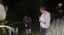 Tim BKSDA Sumbar sedang melakukan patroli pada malam hari di lokasi kemunculan harimau sumatera di Muaro Batu Gadang, Jorong Batu Gadang, Nagari atau Desa Koto Rantang, Kecamatan Lubuk Basung, Kabupaten Agam, Minggu (12/10/2025) malam. ANTARA/HO-BKSDA Sumbar