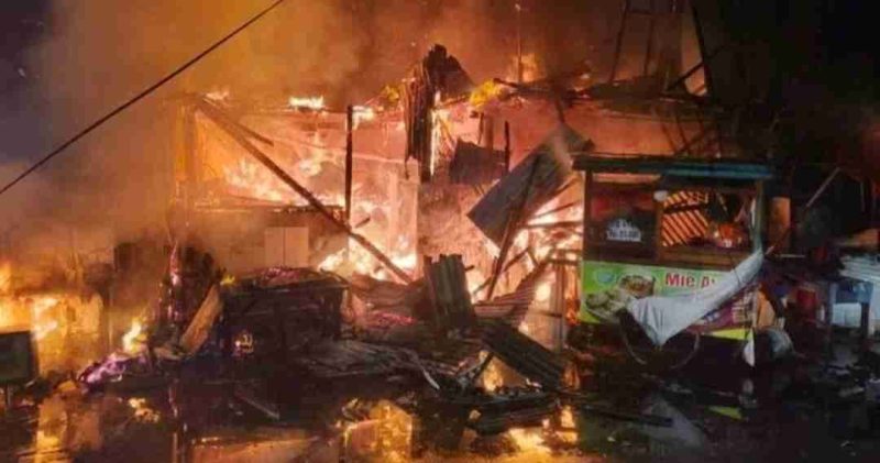 Foto: Rumah di Pademangan, Jakarta Utara (Jakut) hangus dilanda kebakaran. Empat orang tewas dalam kejadian tersebut. (dok Damkar Jakut)