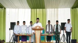 Bupati Kerinci Monadi S.Sos M.Si memimpin Apel Peringatan Hari Santri Nasional 2025 di Lapangan PTPN Kayu Aro, Rabu (22/10/2025).
